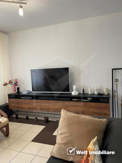 Apartament 4 camere in zona Plopilor