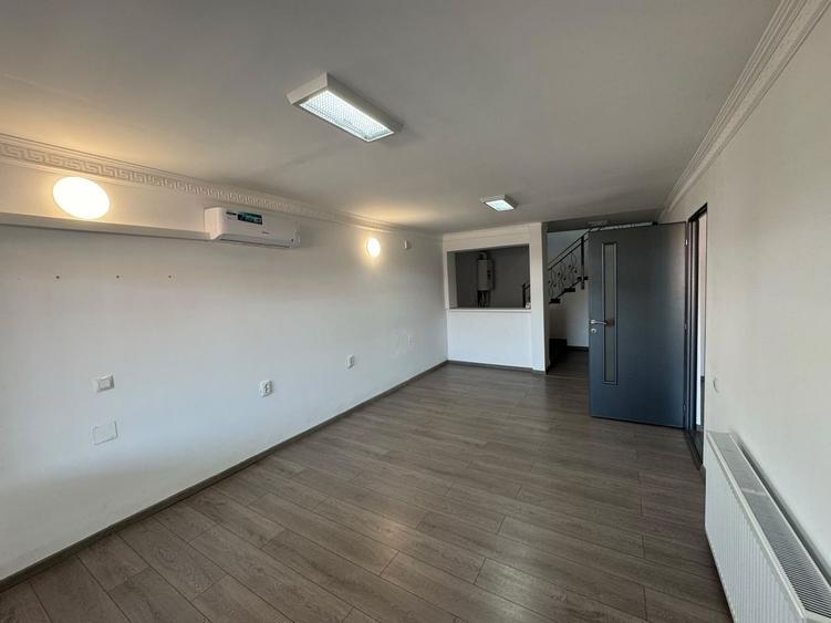 Spatiu pentru birouri 200 mp utili 4 locuri de parcare, Gheorgheni