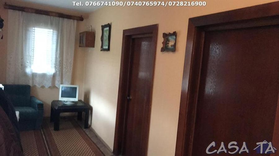 Casa 4 Camere + Teren (6500mp) si Anexe, Turcinesti