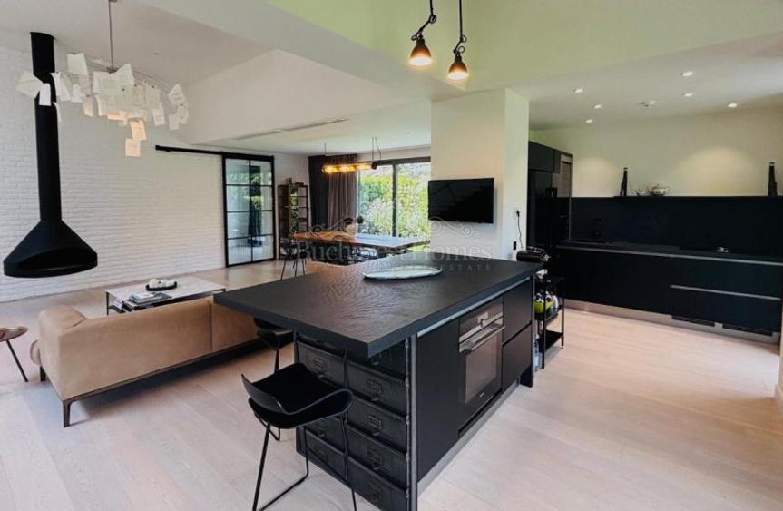 Vila Minimalista cu Design Deosebit, 4 Dormitoare, Inchiriere, Corbeanca