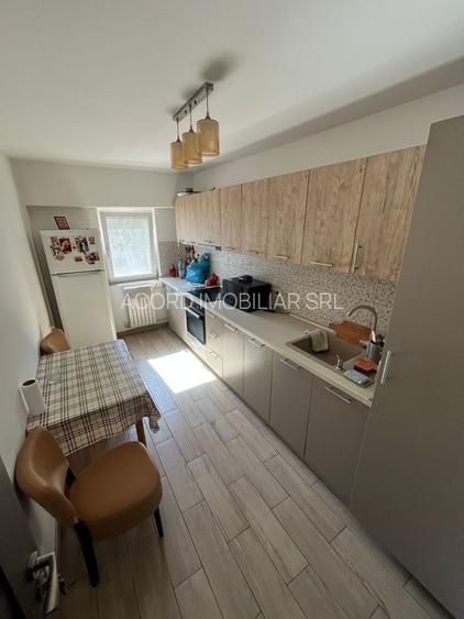 Apartament 4 camere Trocadero