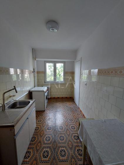 4 camere Pantelimon, et. 5, an 1976, 85 mp, anvelopat