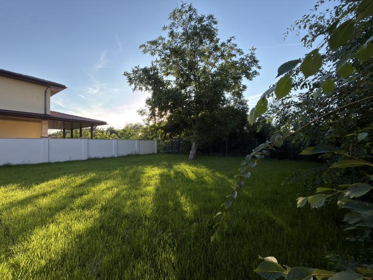 Casa individuala, 4 camere, 125mp utili, 500mp teren - Sanmihai Roman