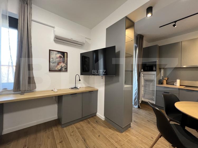 Apartament cu 2 camere de vânzare — Zonă Semicentrală, bloc nou
