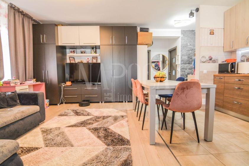 Apartament 3 camere de vanzare in Floresti