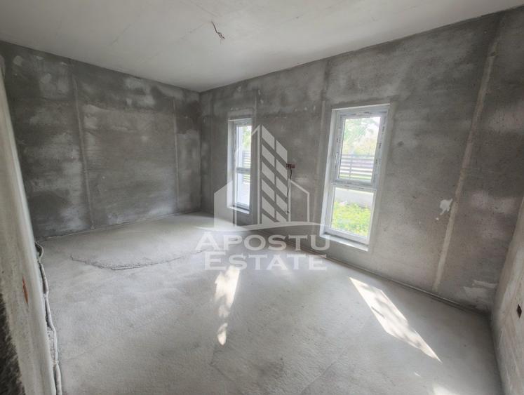 Casă de vânzare în Iecea Mică, de finalizat după propriul gust