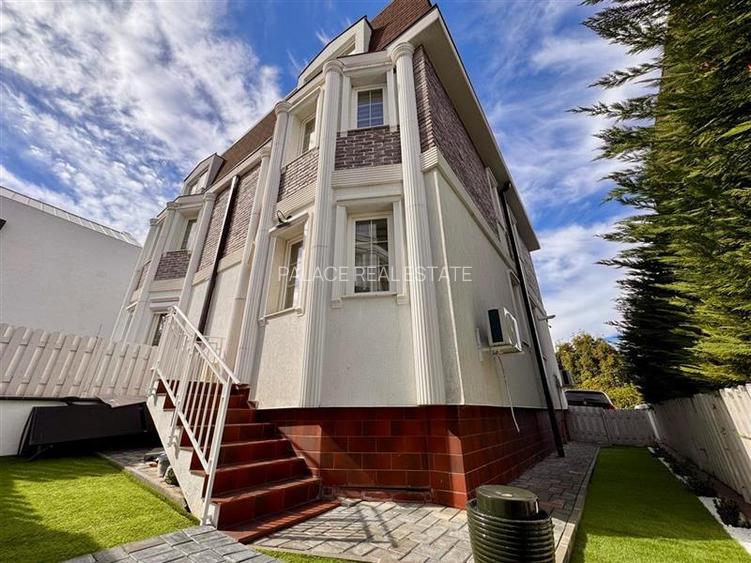 Vila unica in Iasi, tip London House – design rafinat si priveliste spectaculoas - 52