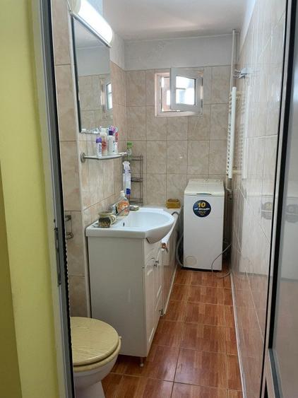 Apartament 2 camere ,zona Nord -Intrarea Polux