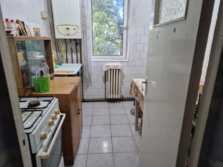 Apartament 2 camere de vanzare Alexandru cel Bun