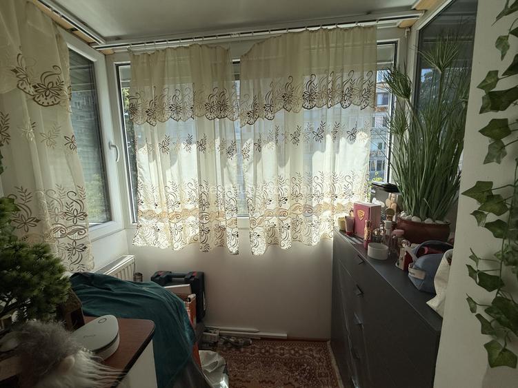 Apartament cu 2 camere, 39 mp utili + balcon, etaj 4/5 -  Dacia - 4