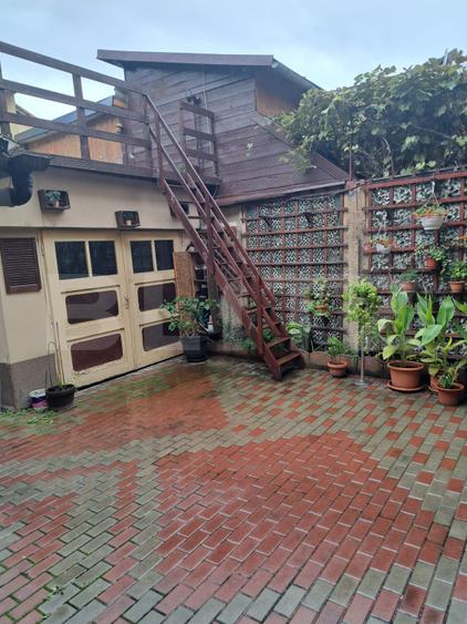 Apartament spațios în casă, Brașov – zonă liniștită, aproape de centru