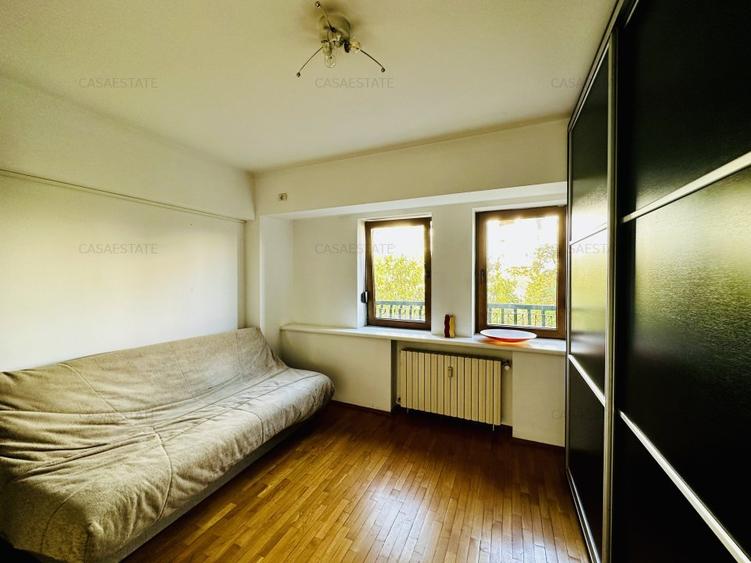 Inchiriere apartament 4 camere Decebal