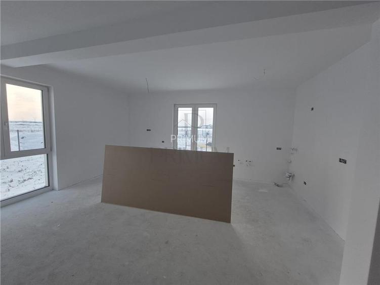 Duplex superb cu 4 dormitoare - teren 330 mp - locatie foarte buna - cartier exc - 9