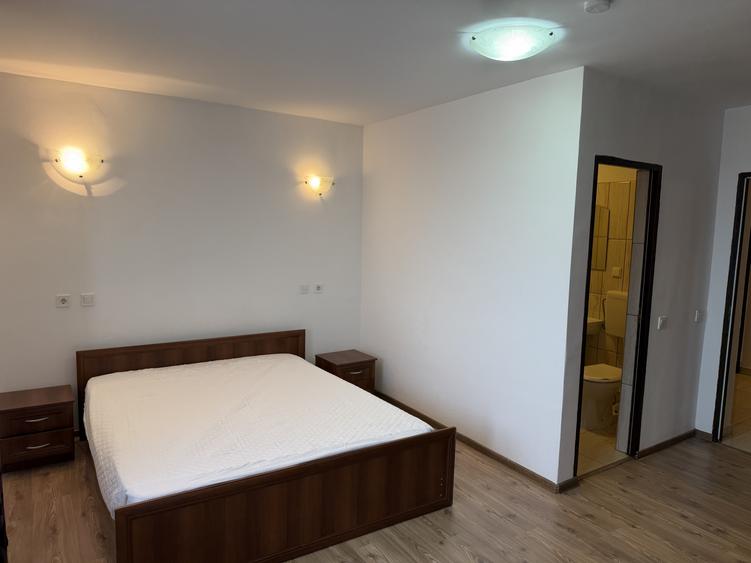Ap 2 camere  2 baii  cu doua dormitoare matrimoniale