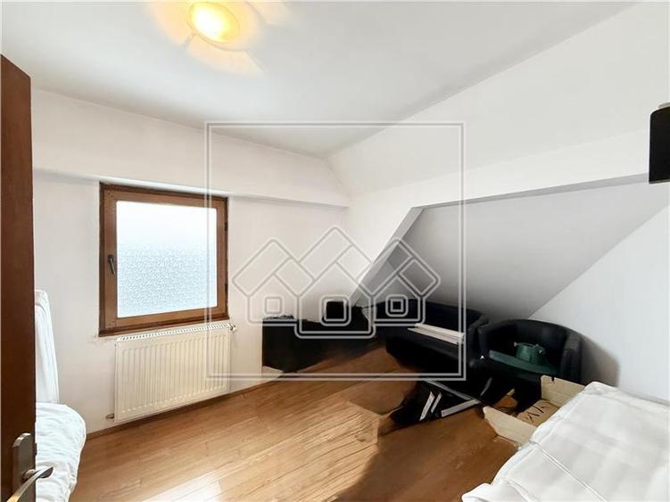 Spatiu de birouri - 9 camere - 250 mp utili - Selimbar