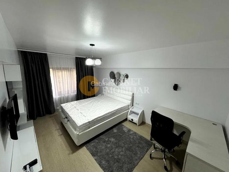 1 Camera Decomandat- Renovat Modern-Mobilat si Utilat