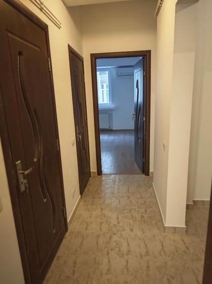 Apartament 3 camere decomandat ultra central renovat complet, disponibil imediat