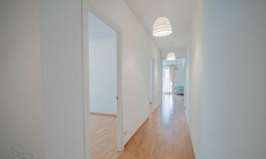 Închiriere Apartament 4 camere în Lacul Tei - Complex Laguna Residence