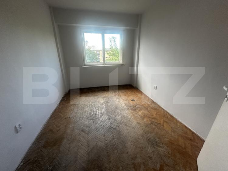 Apartament 4 camere, 79 mp utili, zona Micro 16