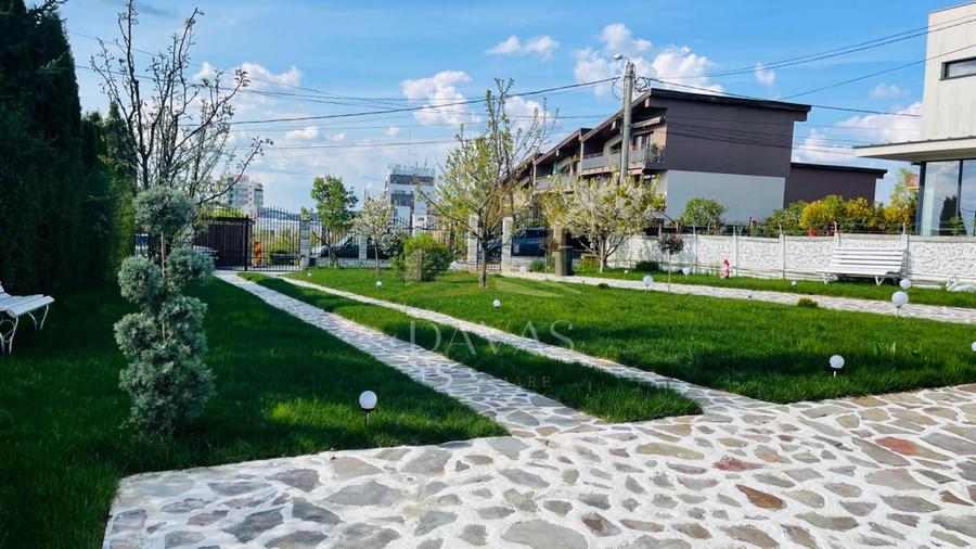 Casa individuala 6 camere de vanzare | Zorilor | Piscina | Teren 1000mp