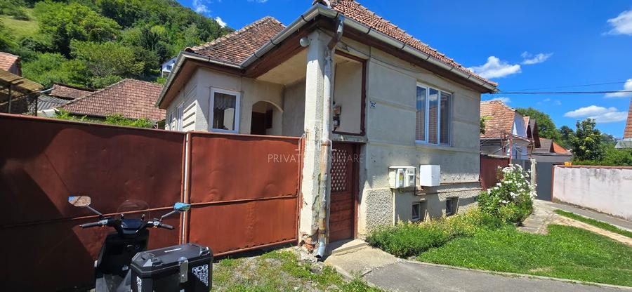 Casă de vânzare, zona Ana Ipătescu, în exclusivitate