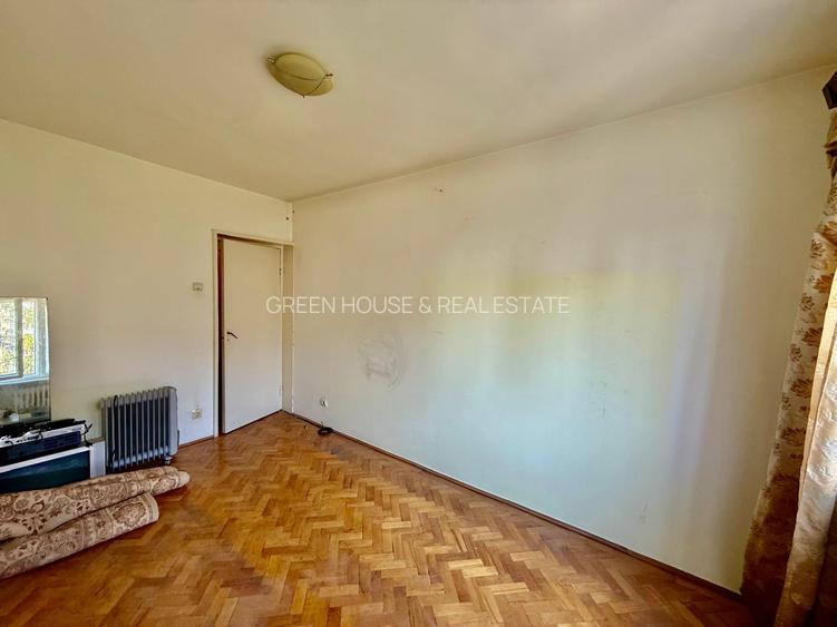 Apartament cu 4 camere-2 balcoane- zona Piata Centrala - 27