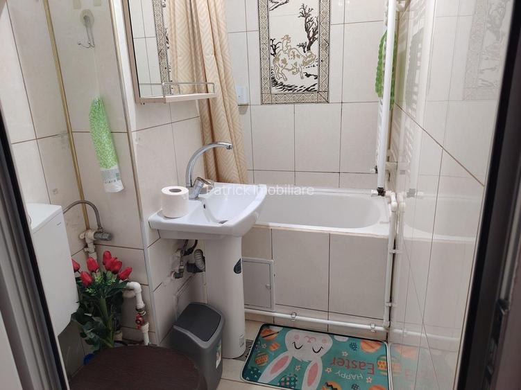 Inchiriez apartament 2 camere Micro21.