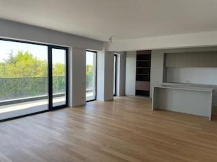 Apartament exclusivist 4 camere Cambrige Jolie Ville