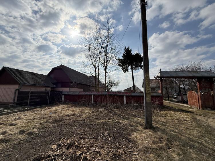 Teren intravilan de vânzare | Frătăuții Vechi | 30 ari | Dublu acces
