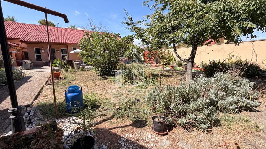 Casa 165 mp utili | Teren 626 mp | 2 fronturi stradale | Fratelia