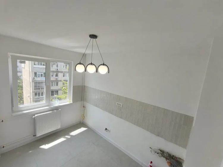 Apartament 2 camere de vanzare Lujerului