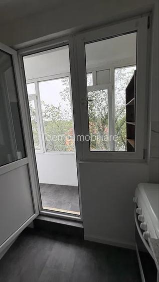 Apartament 2 camere, semidecomandat, 60 mp, ac, balcon, metrou, Calea Grivitei - 7