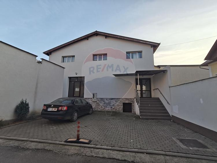 Spațiu comercial, 535.57mp de închiriat, zona autogara Gherla