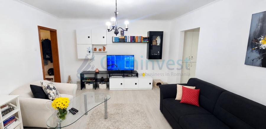 Apartament cu 3 camere de vanzare in Oradea, cartier Nufarul