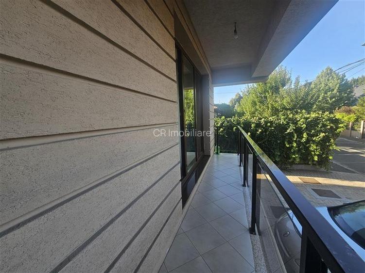Vanzare 4 Camere Damaroaia Luptatorilor duplex 2 Etaje