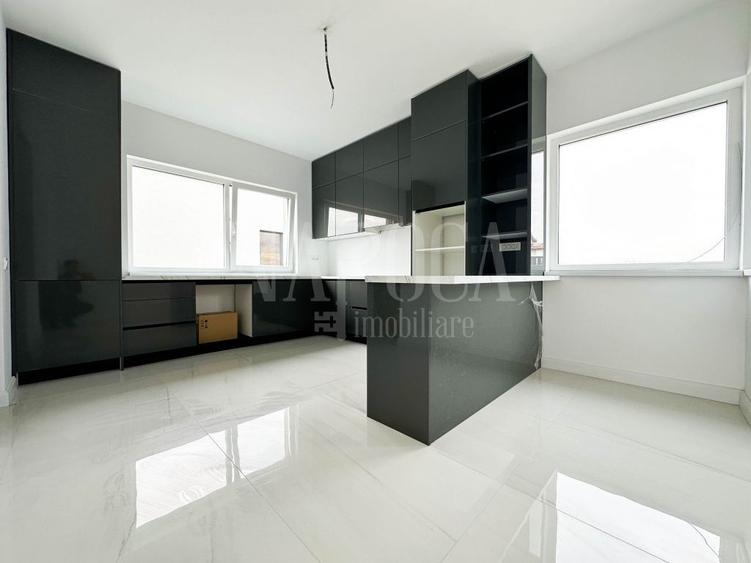 Casa 4 camere de vanzare in Floresti