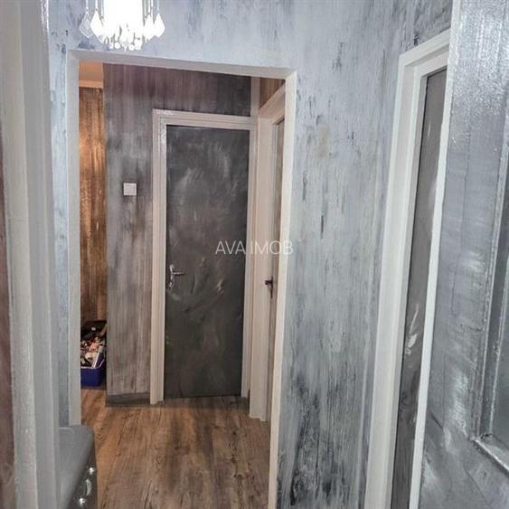 Apartament  3 camere decomandat  zona Orizont - 5