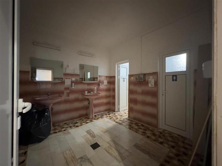 Spatiu birouri; vedere Palat Culturii; 100mp, Casa Cartii