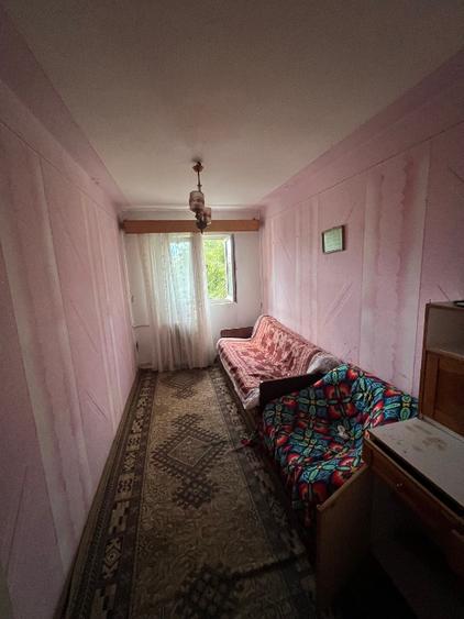 Vând apartament 3 camere, 65 mp zona Poetului