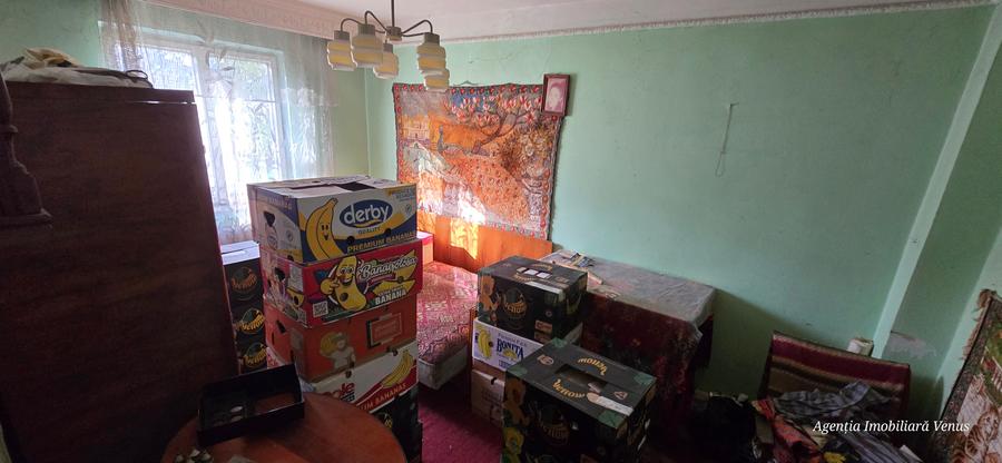 Apartament 3 camere la str.Primaverii