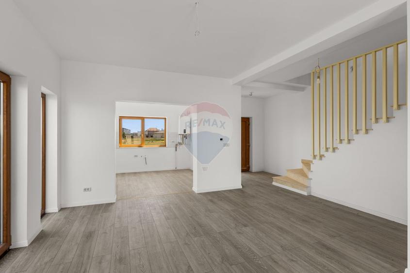 Casă nouă, cu 4 camere, de vânzare, cartier rezidential, Vladimirescu