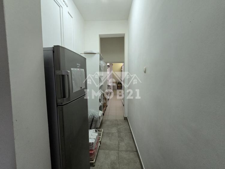 VANZARE SPATIU COMERCIAL PARTER ZONA 9 MAI