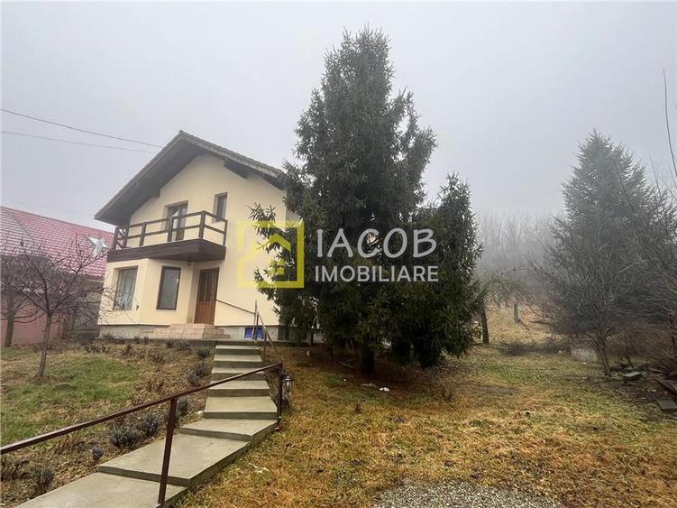 Vila P+M, 1150 mp teren, comuna Magura, jud. Bacau