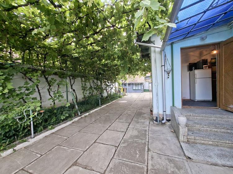 Casa individuala D+P+Pod teren 252 mp baie cu geam si curte in Sibiu