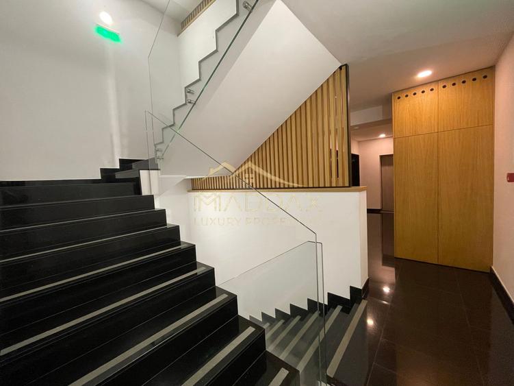 Apartament LUX _3 camere**View spectaculos***Parcul Verdi//FLOREASCA