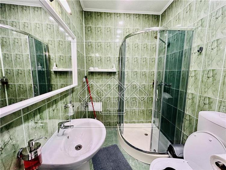 Garsoniera moderna, 44 mp utili, complet renovata, pretabil investitie