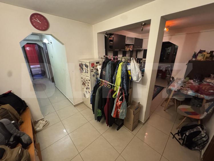 Apartament 3 camere, 67 mp, zona Nicolina
