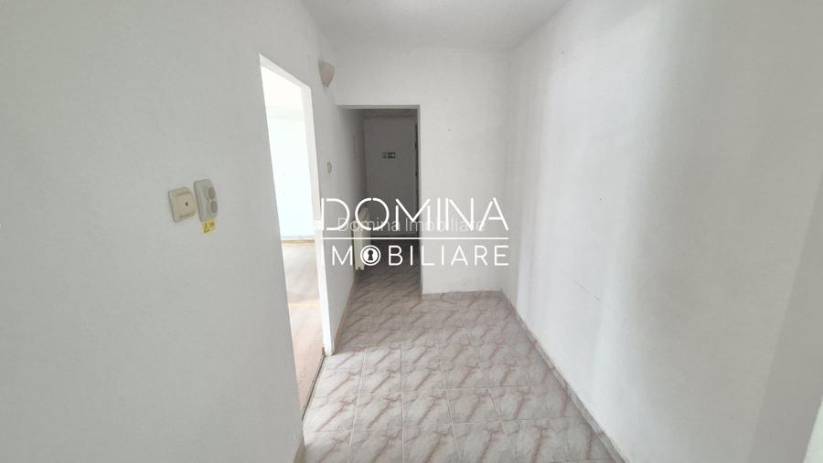 Închiriere spațiu comercial, parter, zonă centrală, Aleea Unirii, Târgu Jiu
