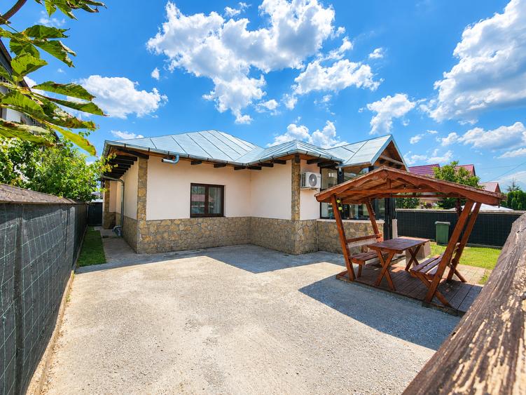 CASA INDIVIDUALA, LUNCA CETATUII, 3 CAMERE 89 MP UTILI, 300 MP TEREN