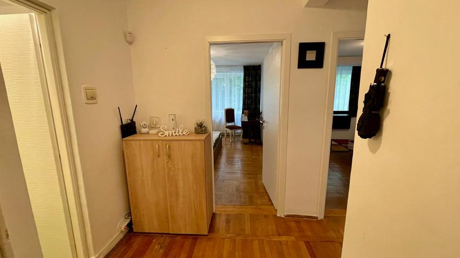 !!! 2 Camere...2min Piata 700...etaj 1